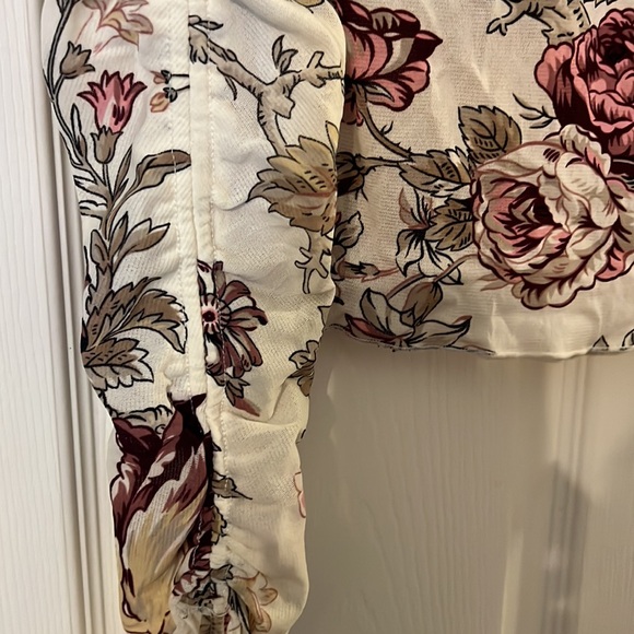 Ladies top The Limited szMedium - Picture 2 of 3